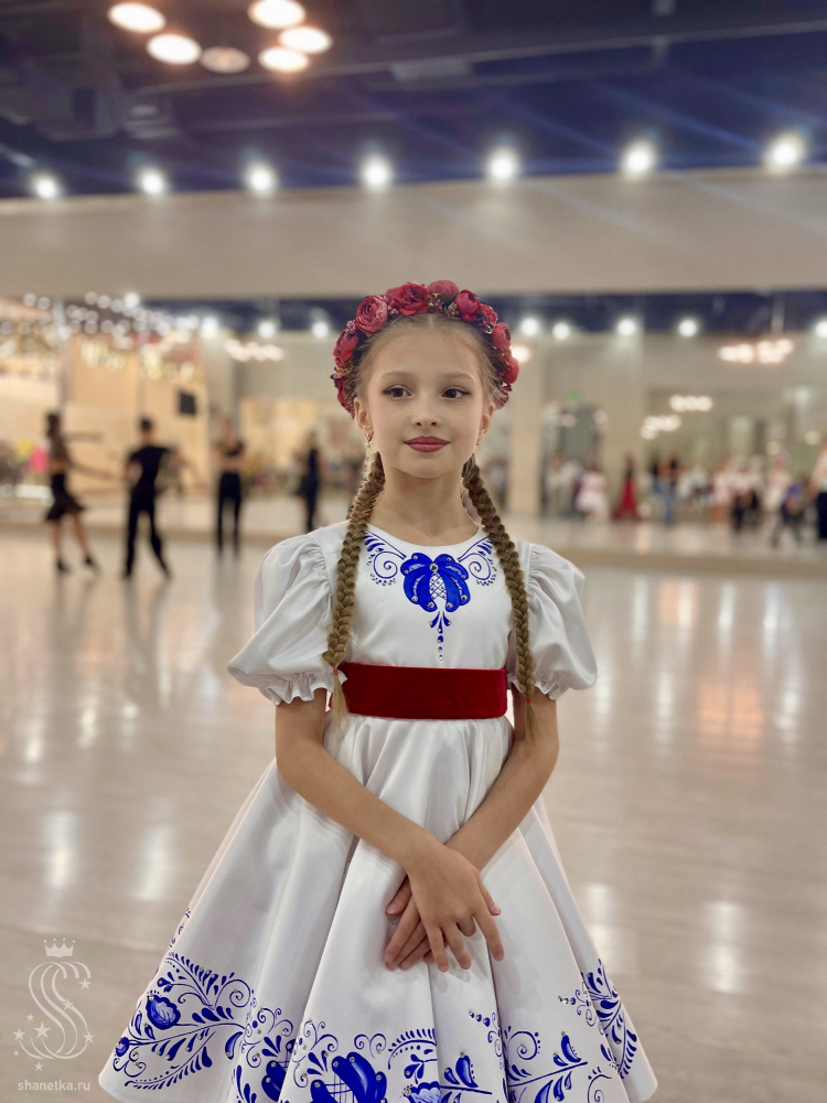 Платье в русском народном стиле фото 1